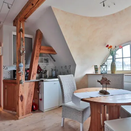 度假居 Reetdachhaus Am Haff *