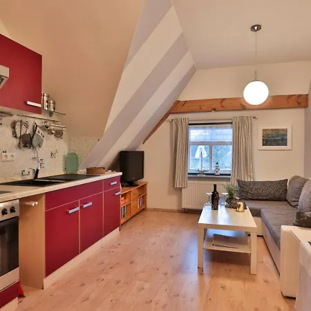 Reetdachhaus Am Haff Holiday home Pepelow