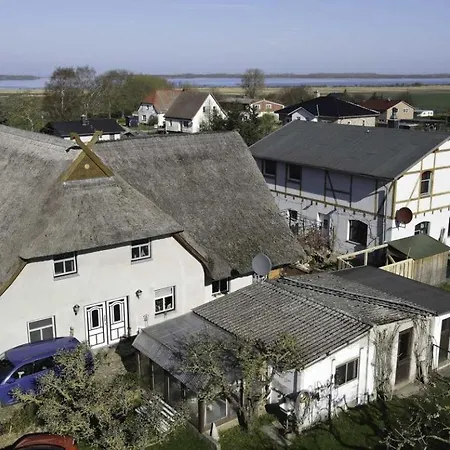 Casa de Férias Reetdachhaus Am Haff